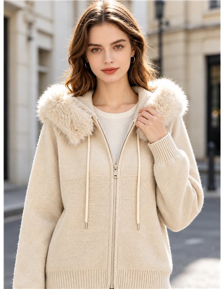 Chaqueta de punto capucha efecto pelo