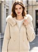 Chaqueta de punto capucha efecto pelo