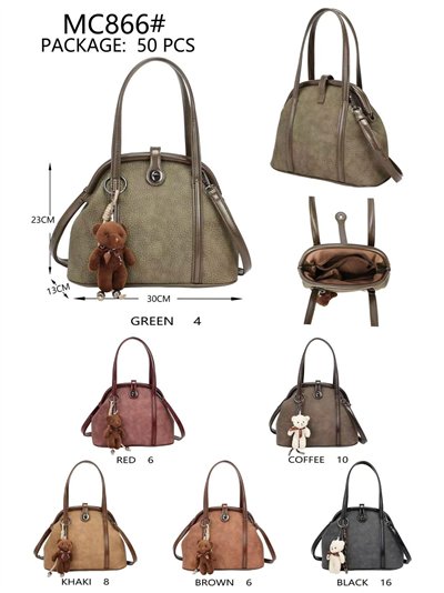 Bolso de mano estructurado con colgante osito 2