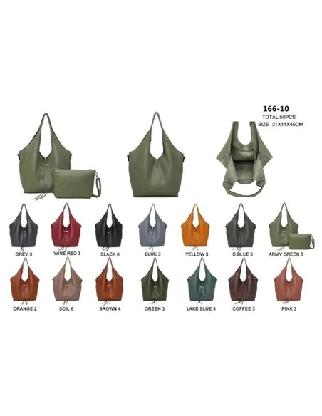 Ampia borsa shopper con beauty case incluso.