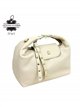 Bolso de mano de piel con tachuelas