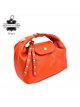 Bolso de mano de piel con tachuelas