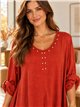 Camisa de malha plus size com tachas