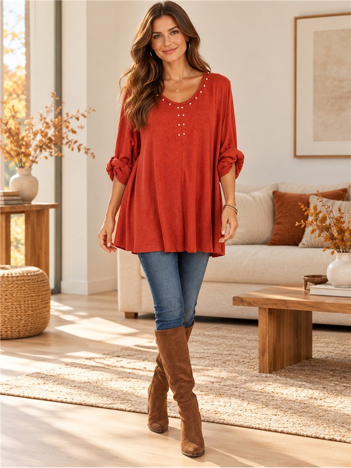 Camisa de malha plus size com tachas
