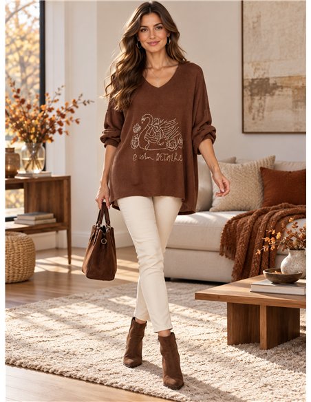 Suéter canelado oversized com cisne de strass