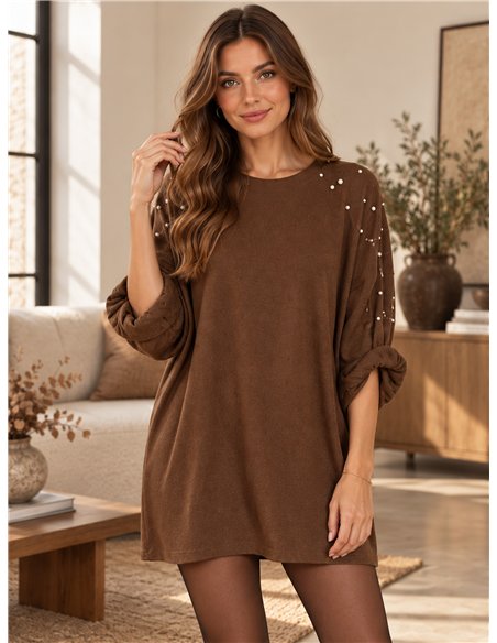 Langer, locker sitzender Pullover mit Perlen