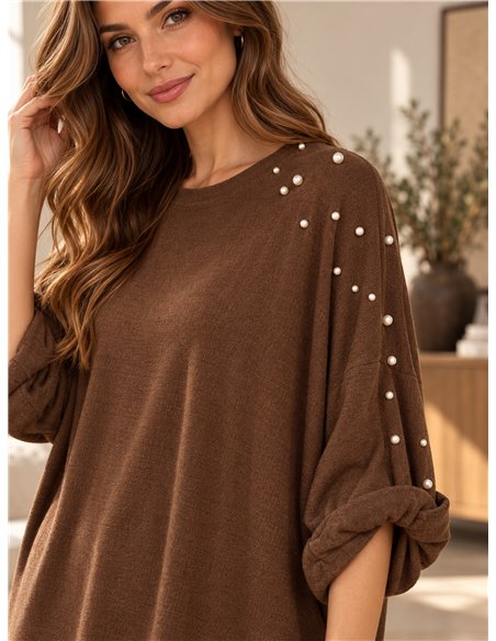 Langer, locker sitzender Pullover mit Perlen