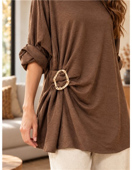 Suéter oversized franzido com fivela