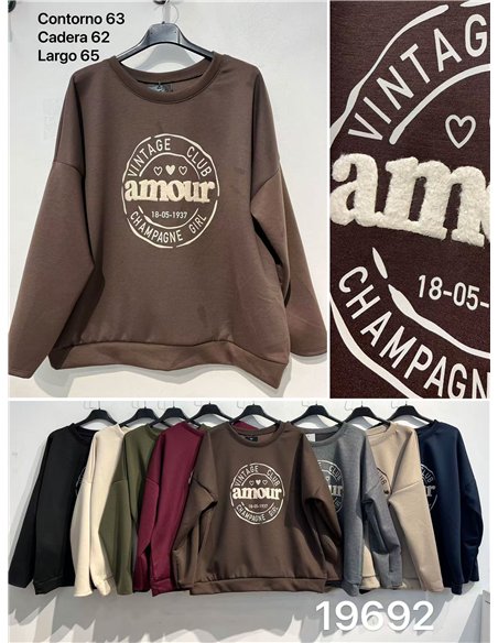 Moletom oversized com estampa Amour