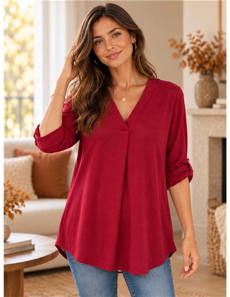 Suéter plus size de malha fina com decote em V