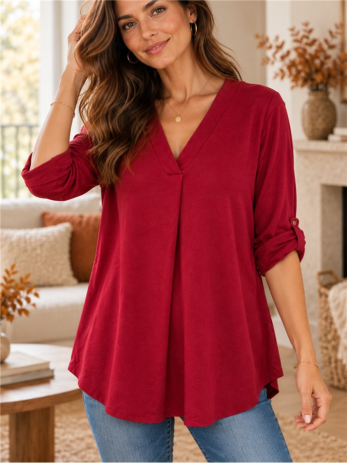 Suéter plus size de malha fina com decote em V