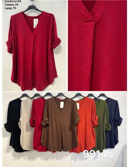 Suéter plus size de malha fina com decote em V