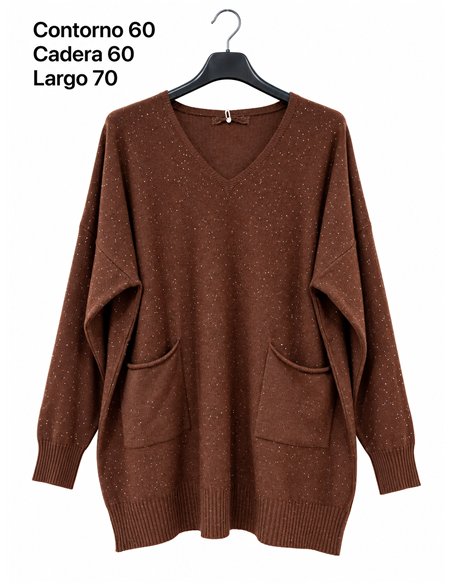 Suéter oversized com decote em V, lantejoulas e bolsos.