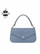 Mini bolsa estilo envelope com corrente dourada