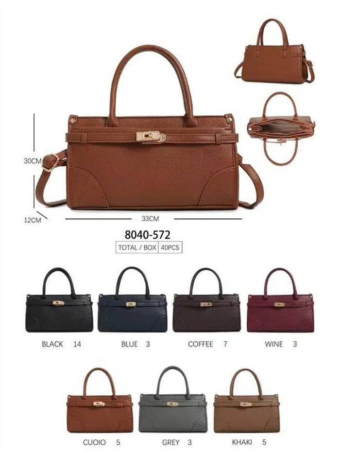 Bolsa com detalhe de fecho metálico
