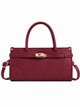 Bolsa com detalhe de fecho metálico