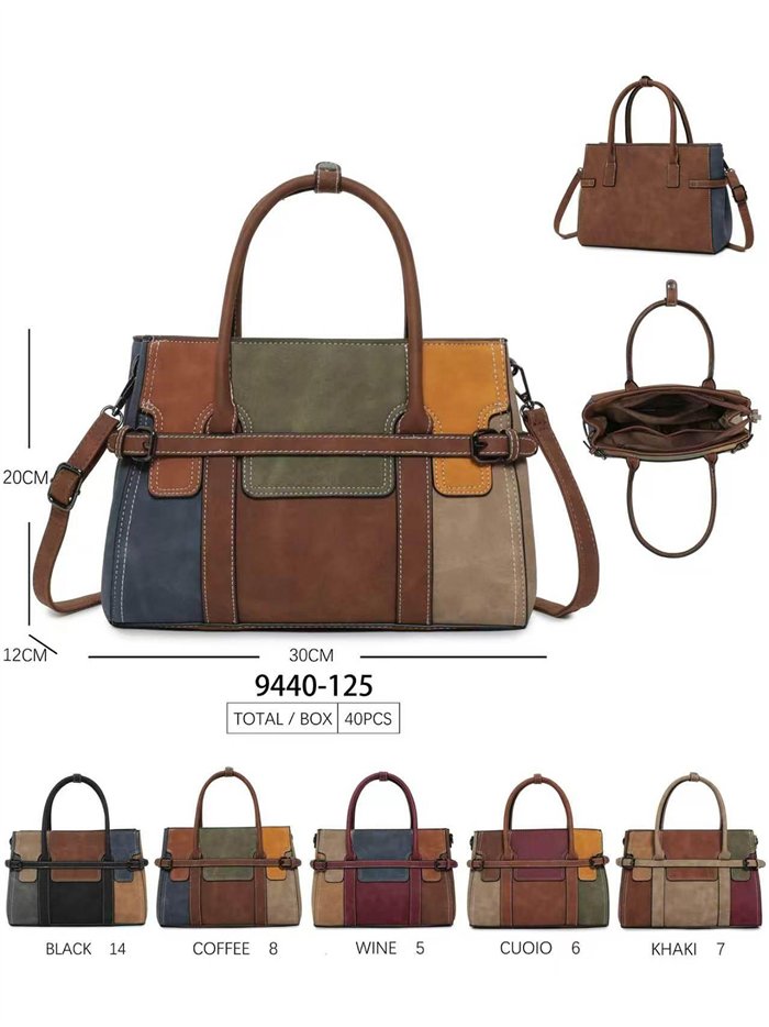 Bolsa patchwork com fivelas