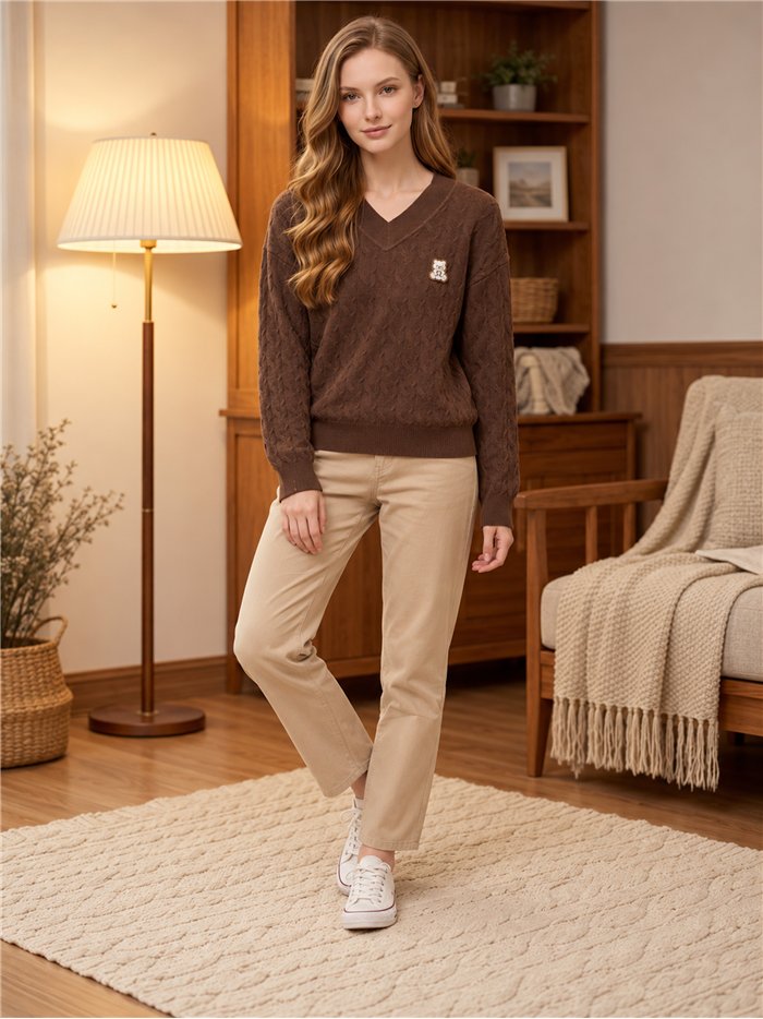 Pull en maille torsadée à patch ours en peluche