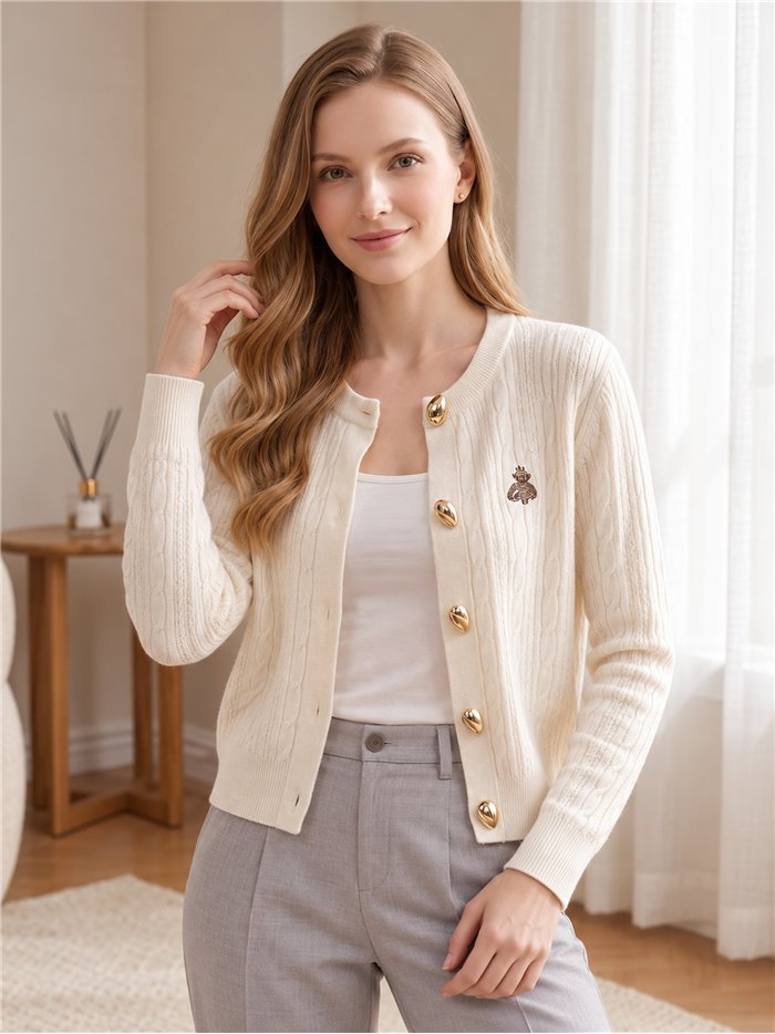 Gilet tressé à boutons bijoux