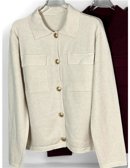 Strickjacke mit Taschen und Schmuckknöpfen