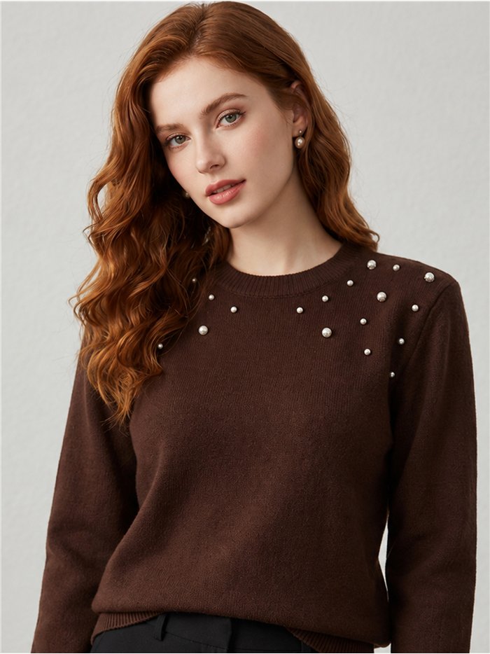 Strickpullover mit Nieten