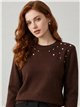 Strickpullover mit Nieten