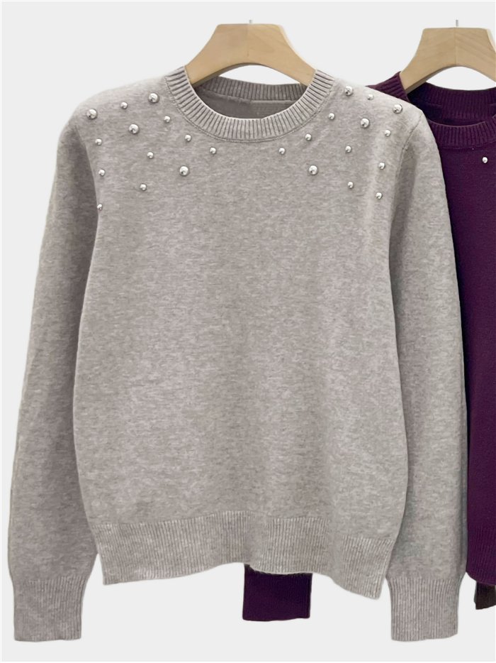 Strickpullover mit Nieten
