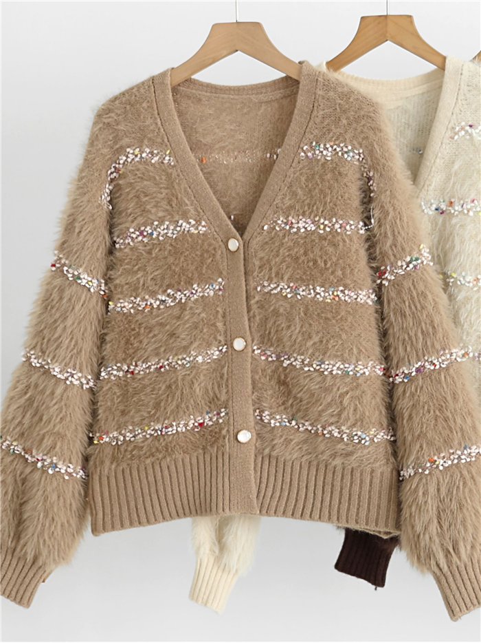 Gilet en maille rayée multicolore avec bordure en fourrure