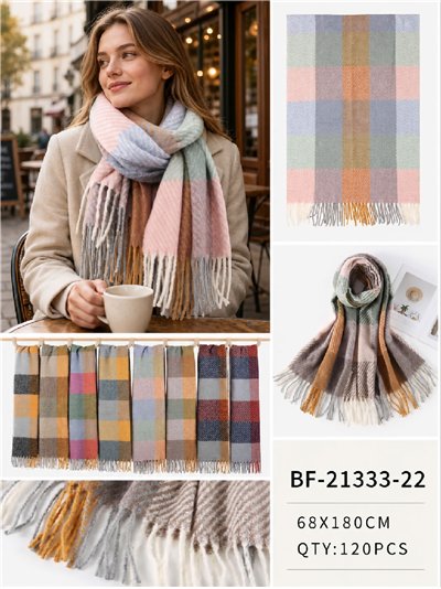 Sciarpa a quadri multicolore con frange 2