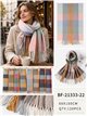 Sciarpa a quadri multicolore con frange