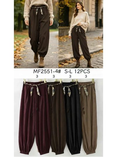 Pantalón jogger con cinturón pañuelo 2