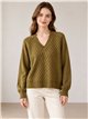 Jersey cuello pico con relieve de escamas
