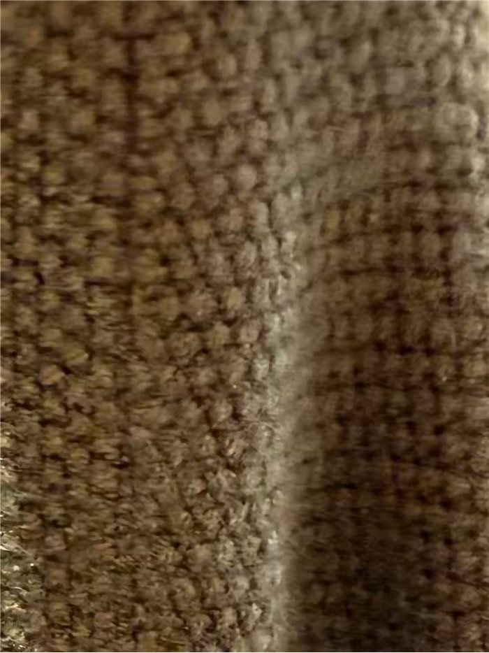 Pull à col ajouré décoratif