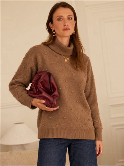 Jersey cuello vuelto con relieve de lunares 
