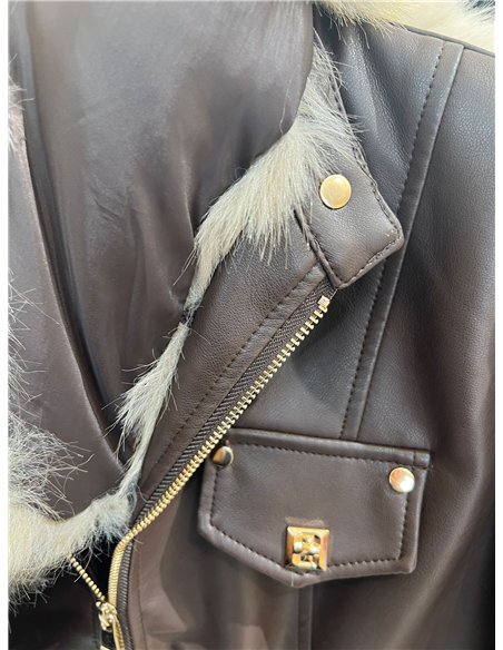 Kunstlederjacke mit Pelzkragen