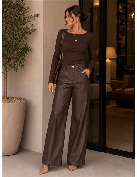 Pantalón wide leg efecto piel