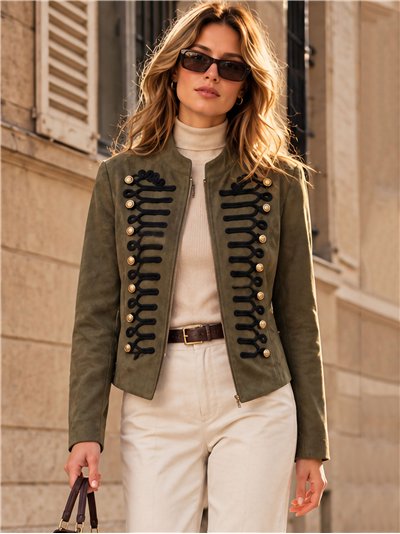 Giacca militare in finta pelle scamosciata con ricami.