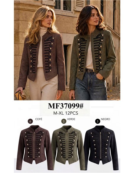 Giacca militare in finta pelle scamosciata con ricami.