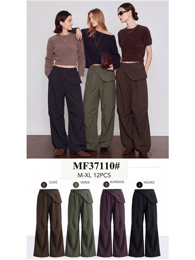 Pantalón wide leg con cintura asimétrica 2