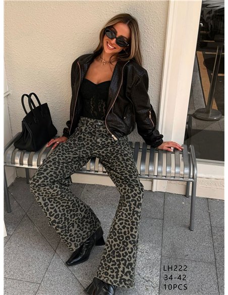Jeans balloon animal print con botones