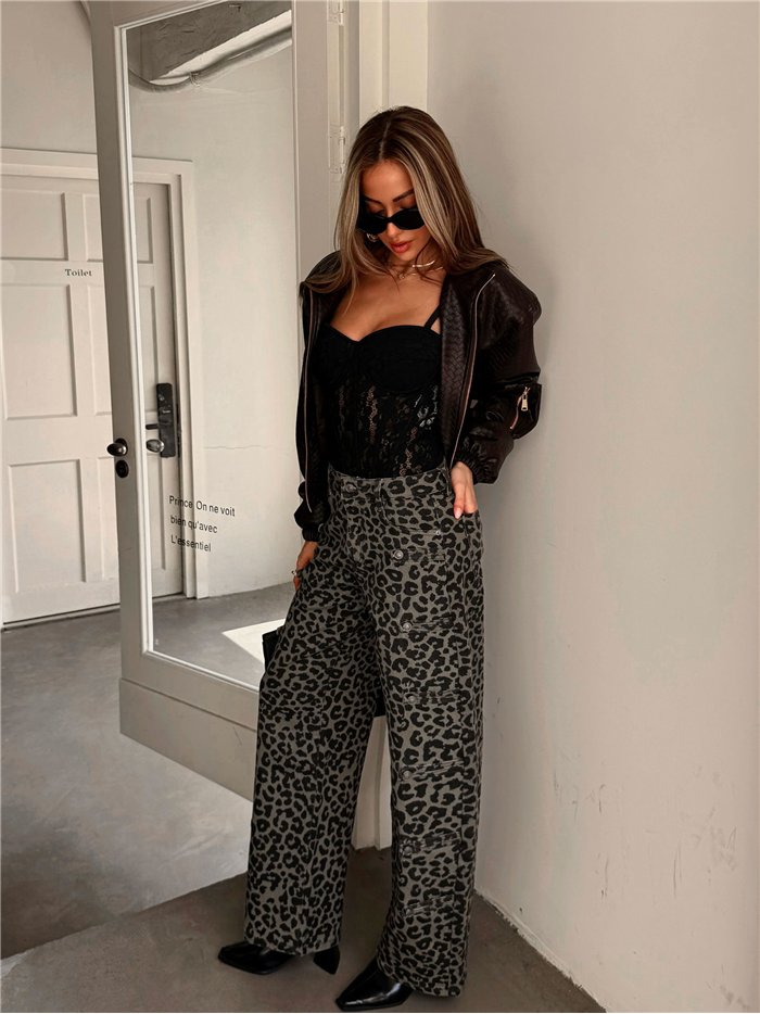 Jeans balloon animal print con botones