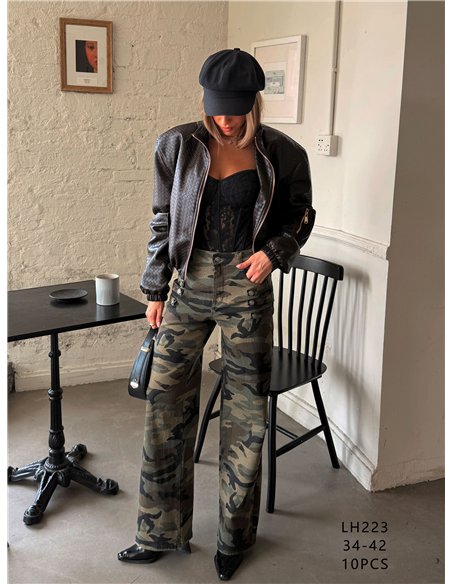 Jeans wide leg camuflaje con botones
