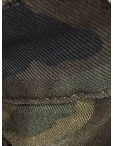 Jeans wide leg camuflaje con botones