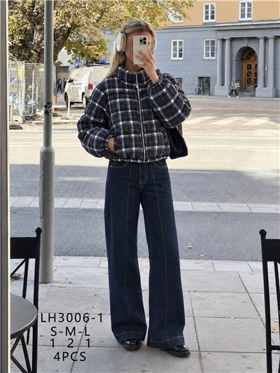 Cropped plaid puffer jacket 2