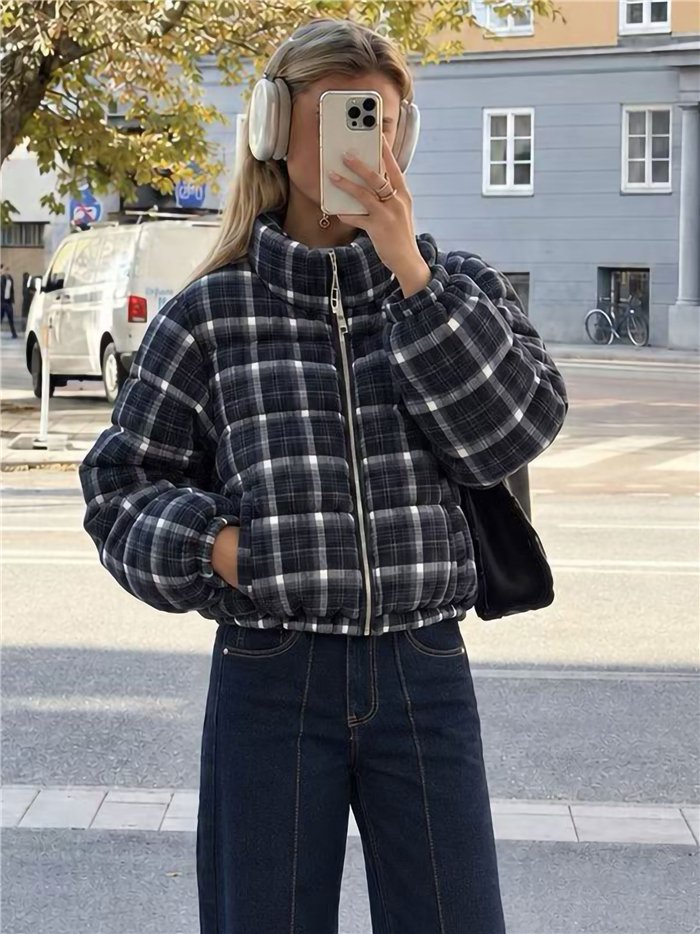 Cropped plaid puffer jacket