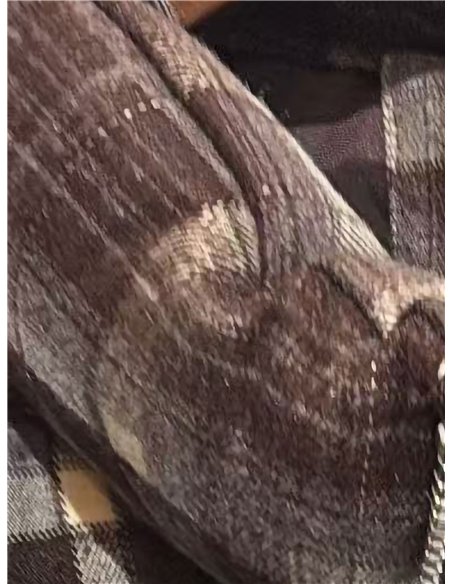 Kurze gesteppte Karojacke